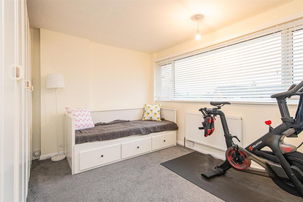 home-944.jpg