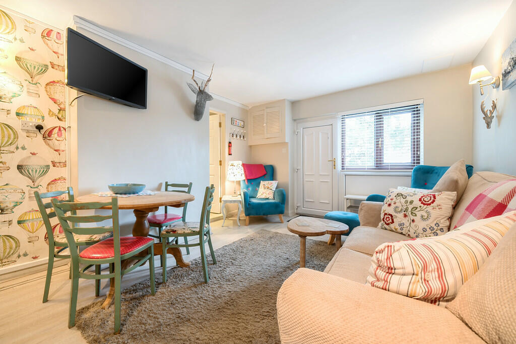 Kitchen/Sitting R...