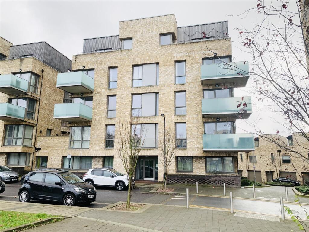 JAPONICA APARTMENTS