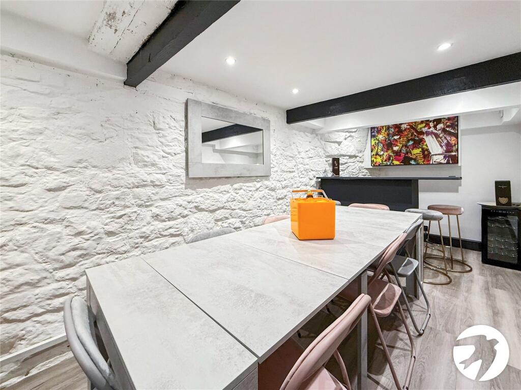 Entertaining Room