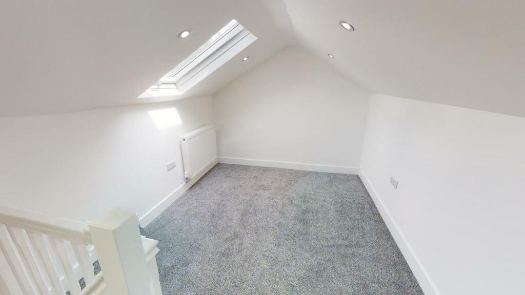 LOFT ROOM