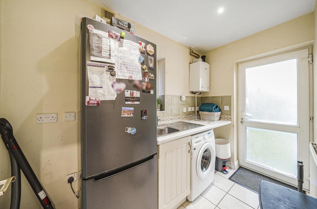 40 Durrell Drive, Rugby