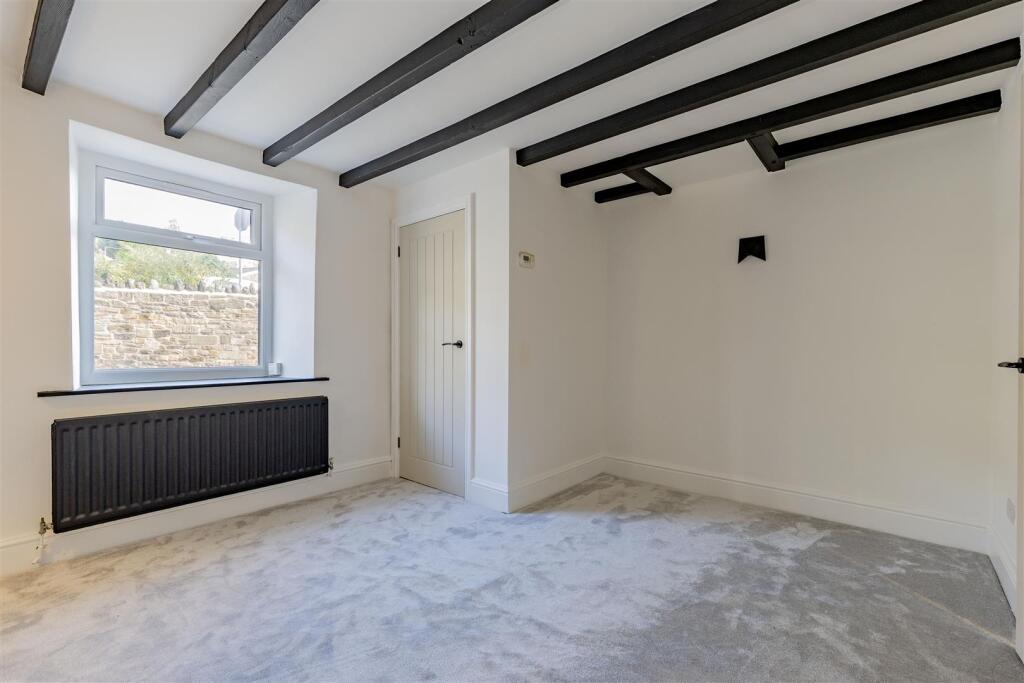 Reception Room-3.jpg