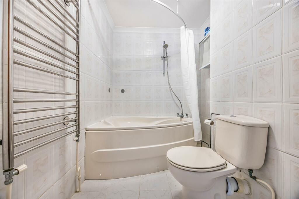 19 Viewpoint, 7 Sandbourne Road, Bournemouth-Small