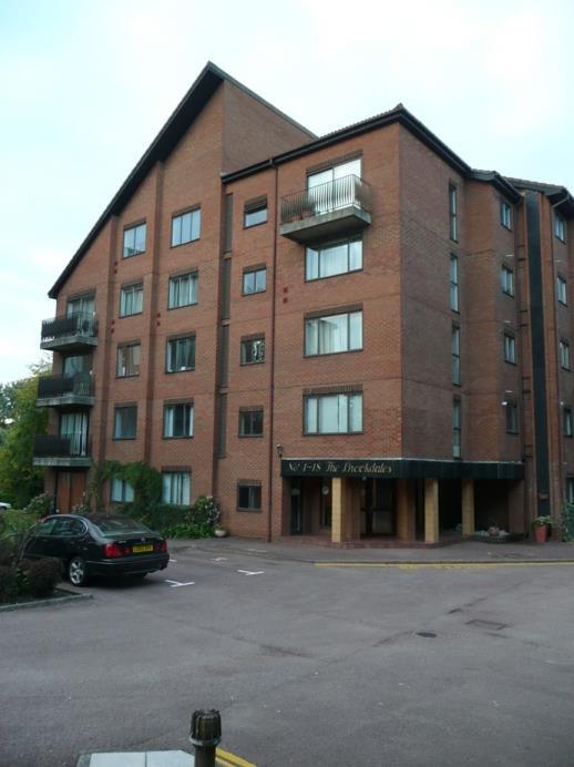 The Brookdales, Bridge Lane, London, NW11