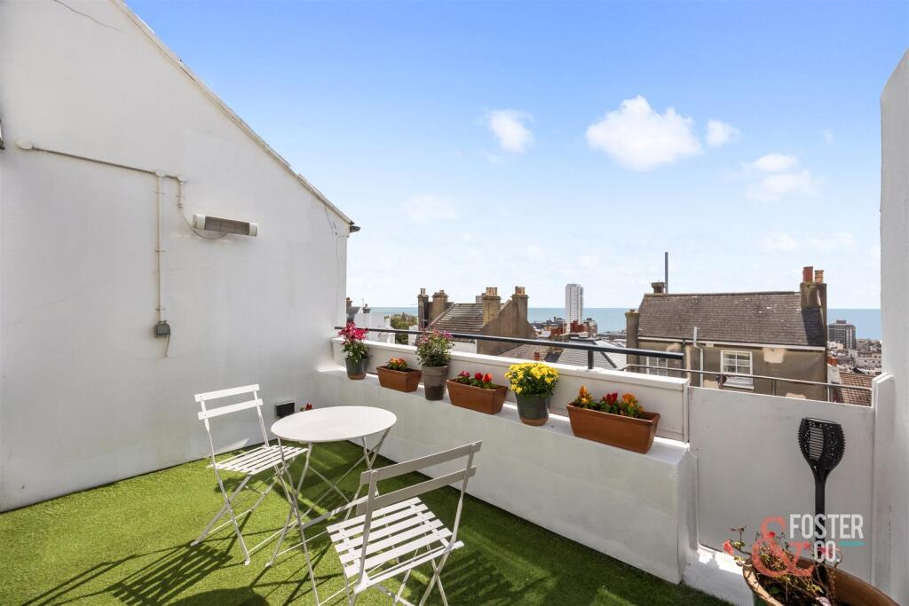 Powis Square, 17, Flat 5-020.jpg