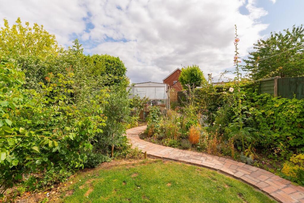 0C5RSG - External G.jpg