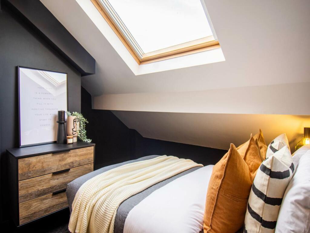 21 Haigh Avenue R2 (