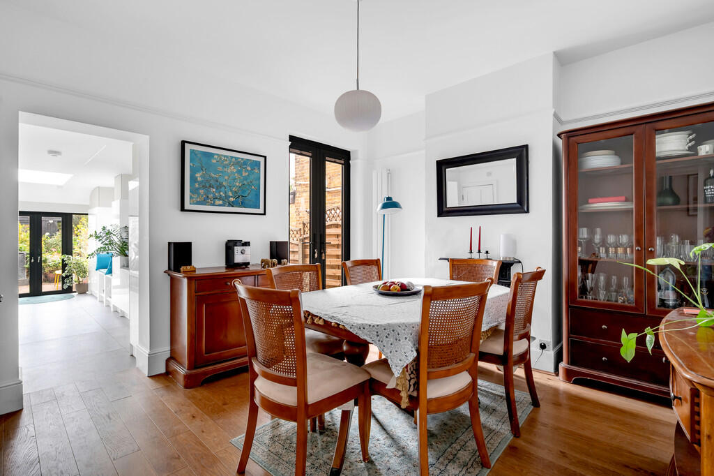 Whitestile Road (...