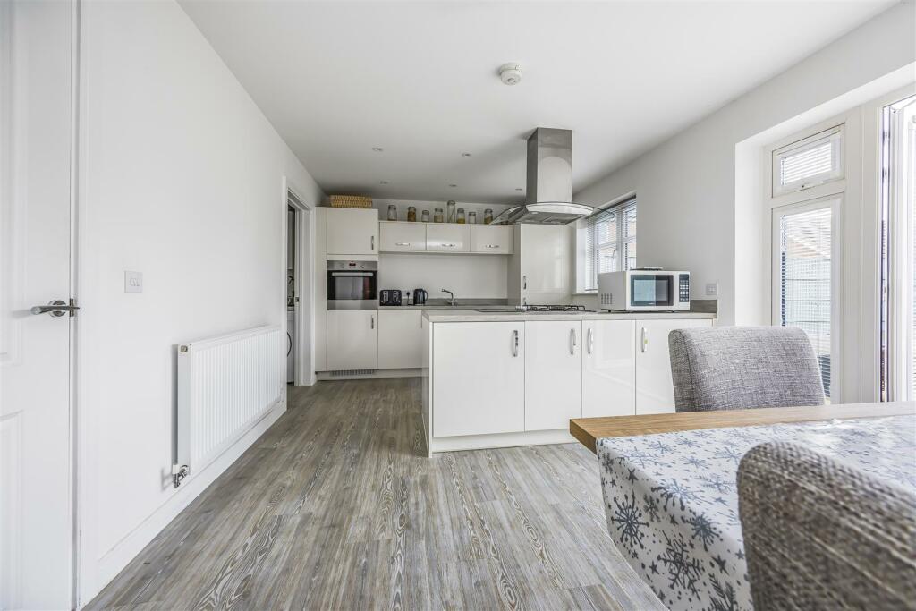 1 Foster Close, Emsworth-PorticoMarketing-Nexa-35.