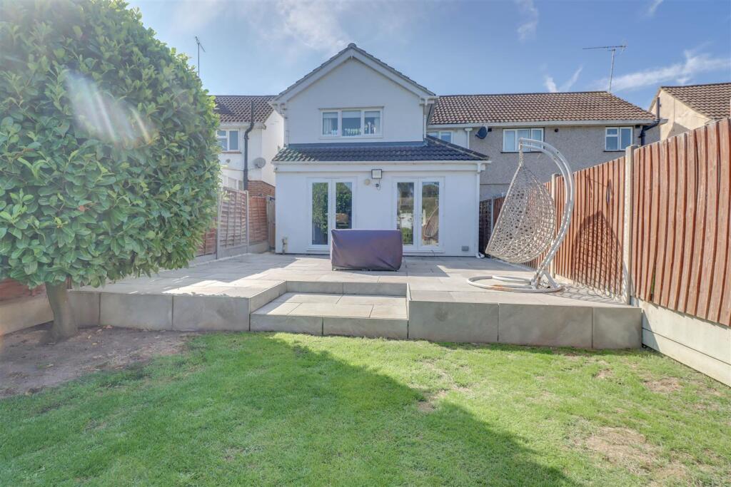 46 LAUREL AVENUE- blurred.jpg