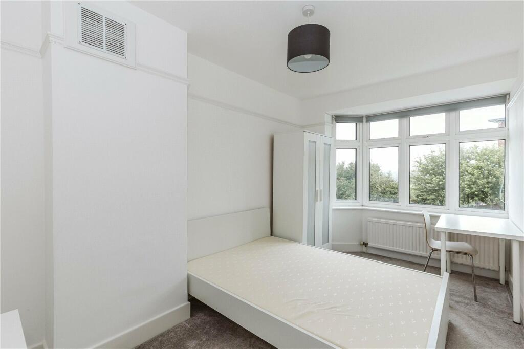 Lyddington Road_Medi