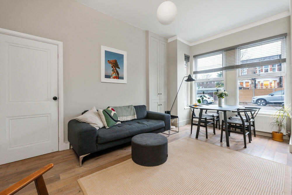 Preston Road, Upper Leytonstone, E11