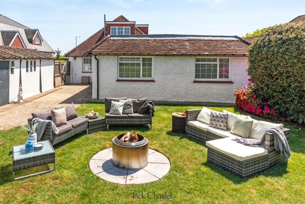 177 Hadlow Road 58.jpg