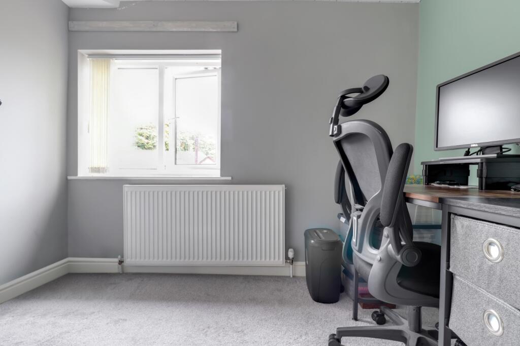 8- Rob Hammond EweMove Pontefract