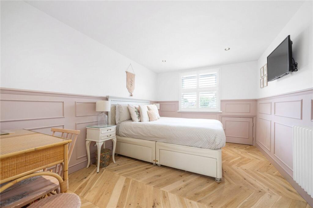 Bedroom 5
