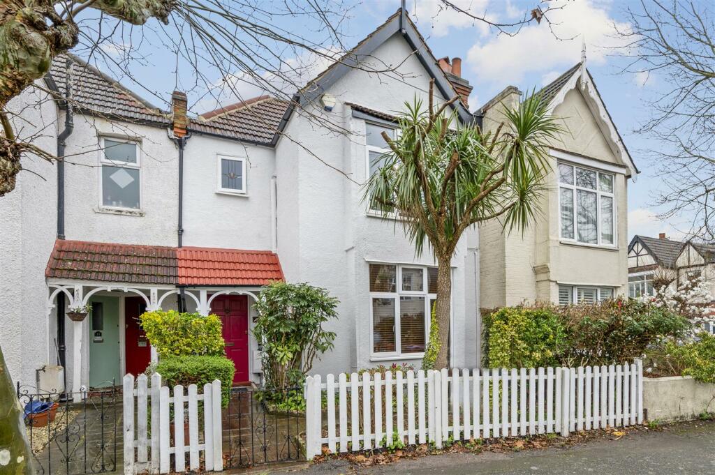 19 Delamere Road, 3.jpg