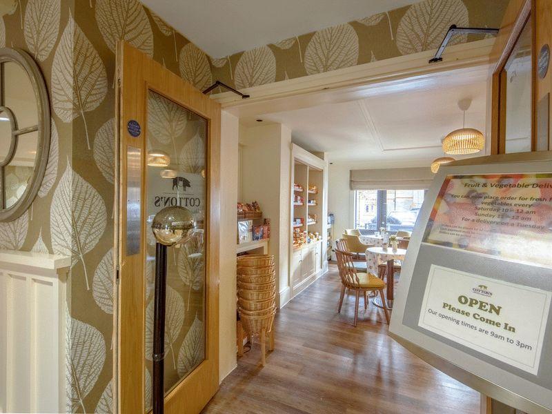 Cotton's Café and on-site shop