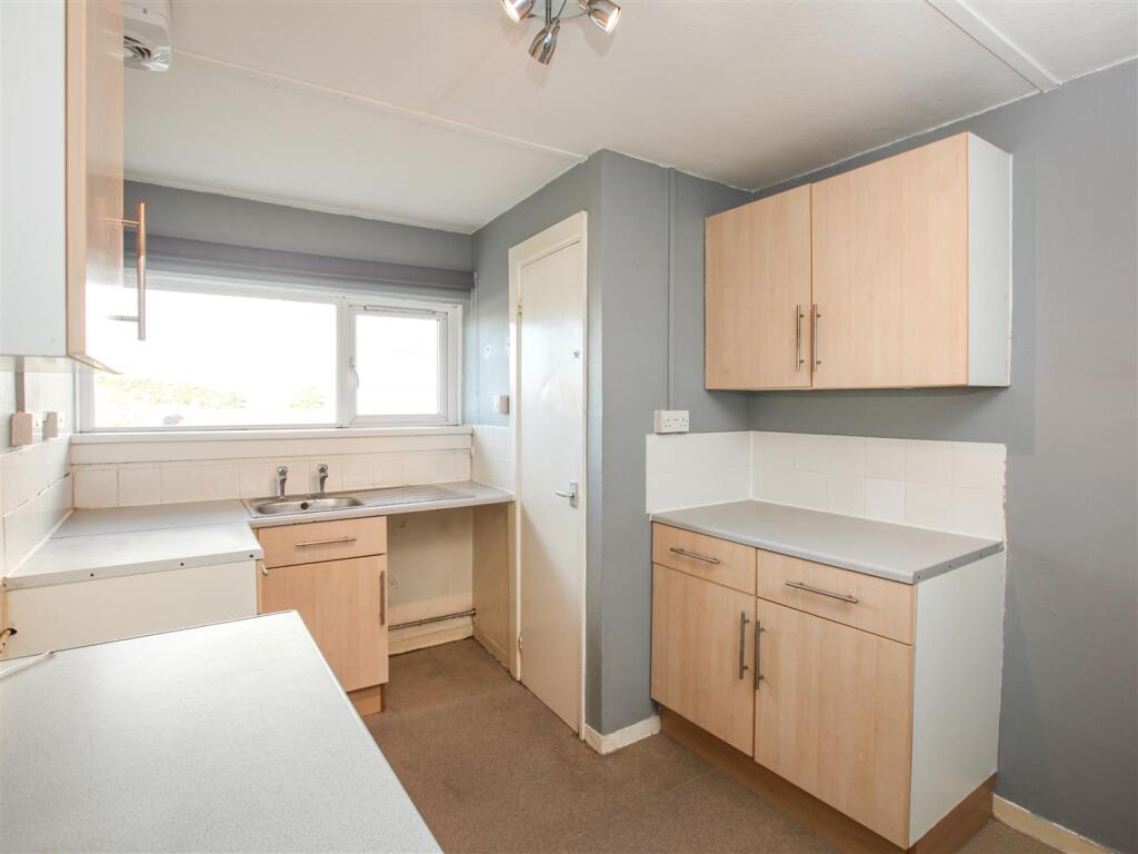 10 Kingsale Road, Salcombe, Devon TQ8 8AS | Hollis