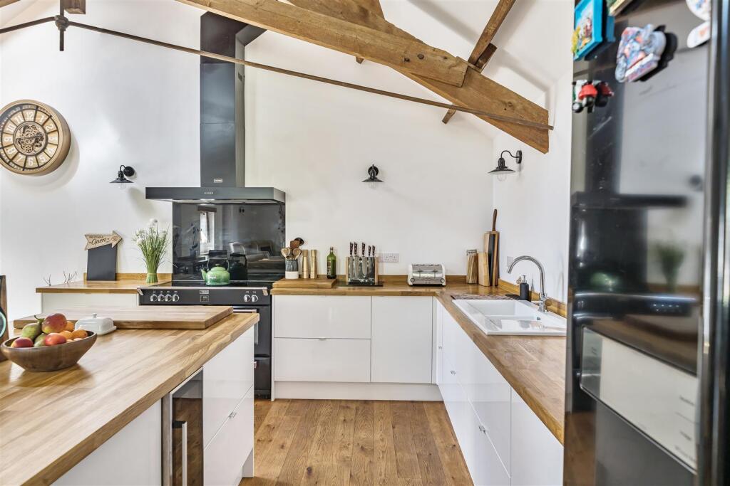 East Barn Kitchen..jpg