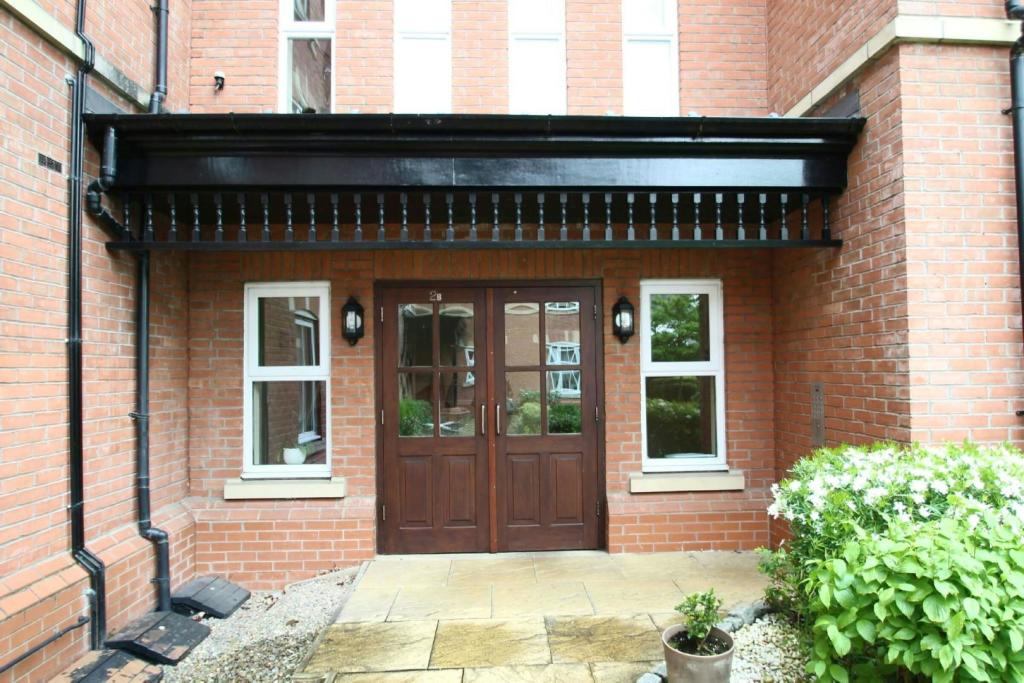 Communal Entrance