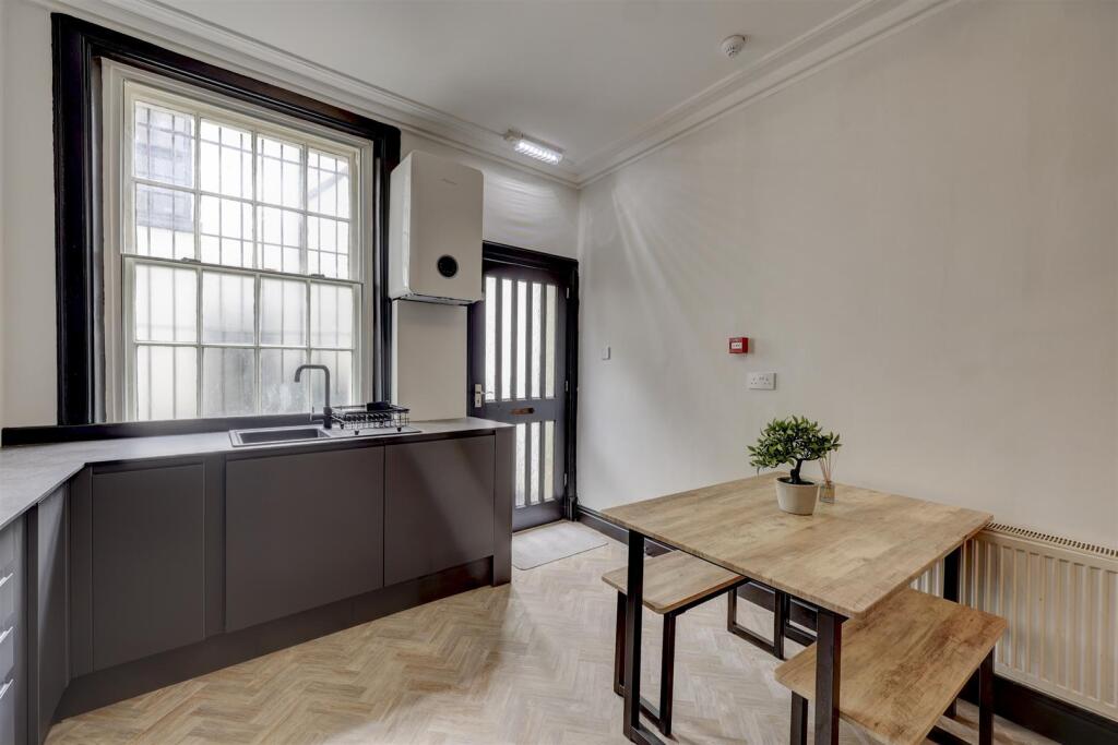 Communal Kitchen