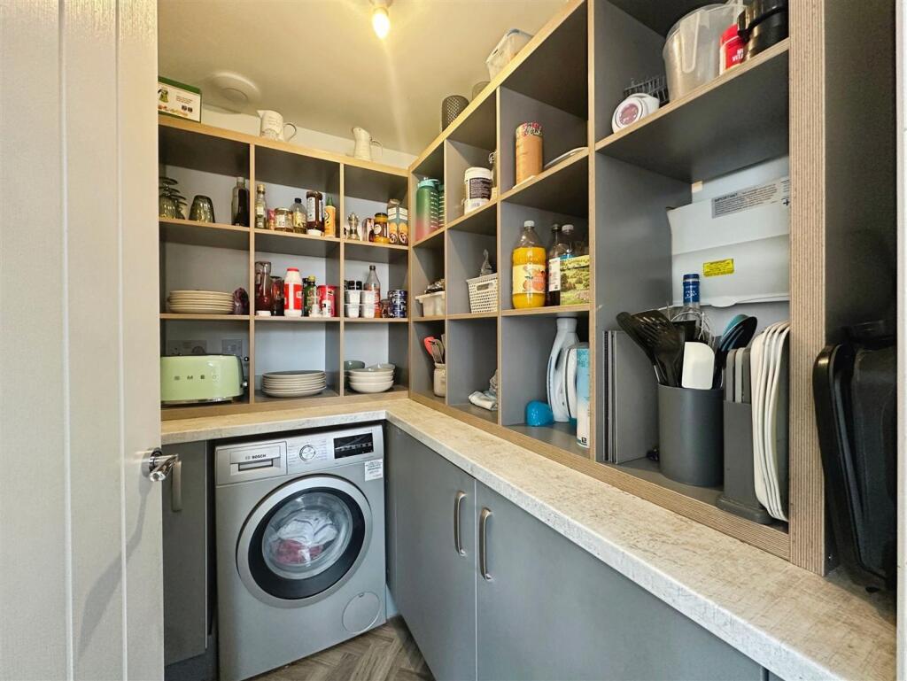 54bf04b4--4529-B2AB-F42FA82ECFCD-16722-0000054ACDC