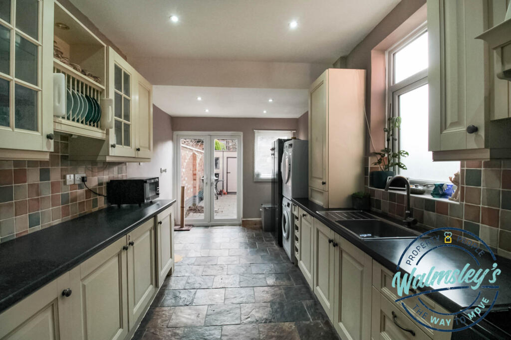 Kitchen breakfast room