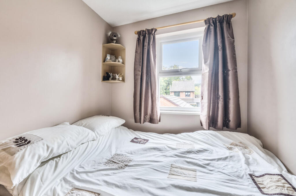 1363141-6-68e00dd...