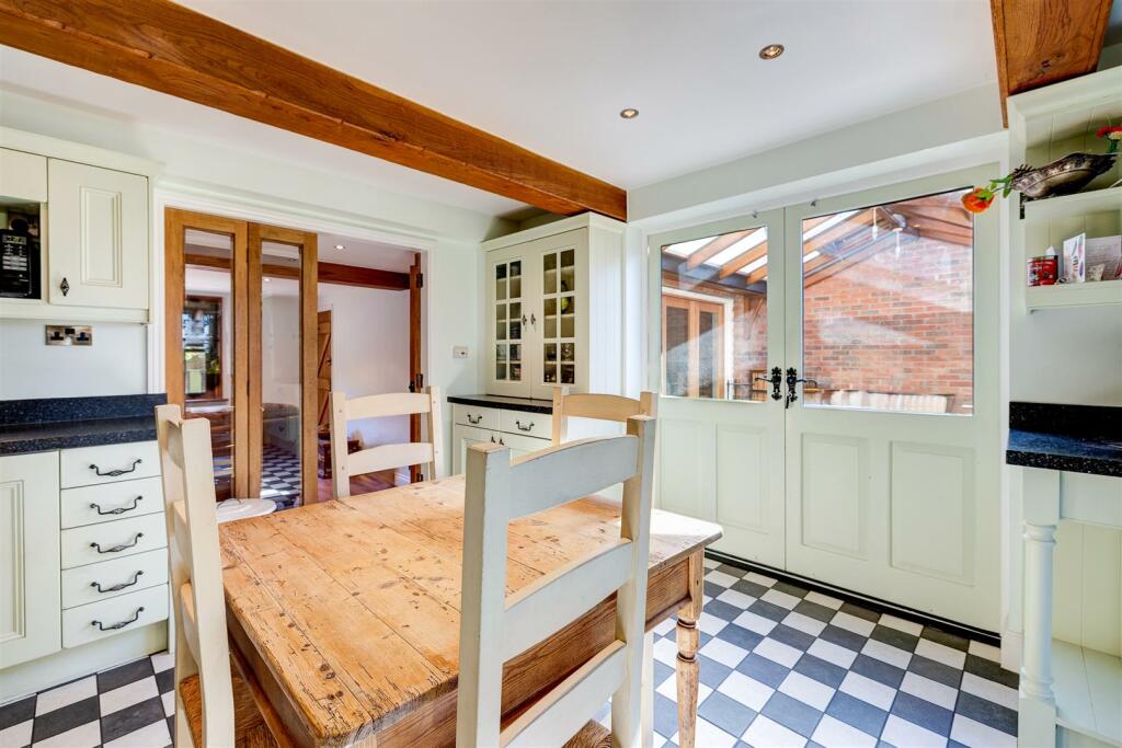 74 Main Street, Thornton