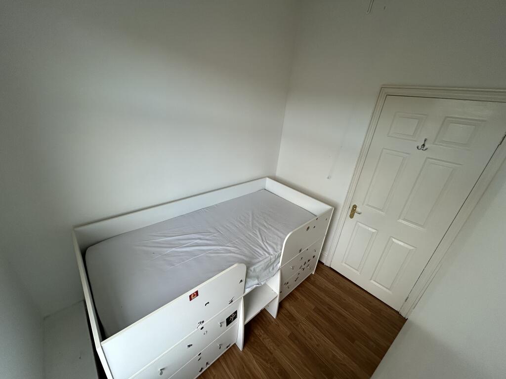 image00023.jpeg