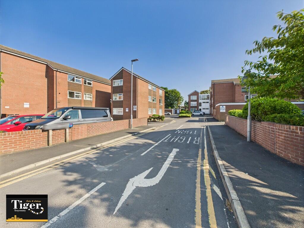 CAM03440G0-PR0347...