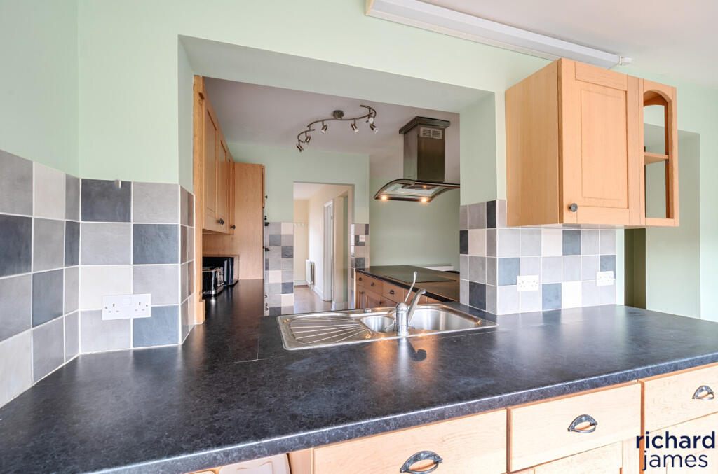 d5cfe331faea4b3292d4174ce37d8894