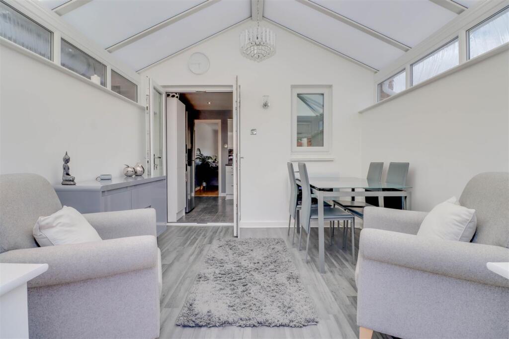 1 MCCLAREN WAY-6.jpg