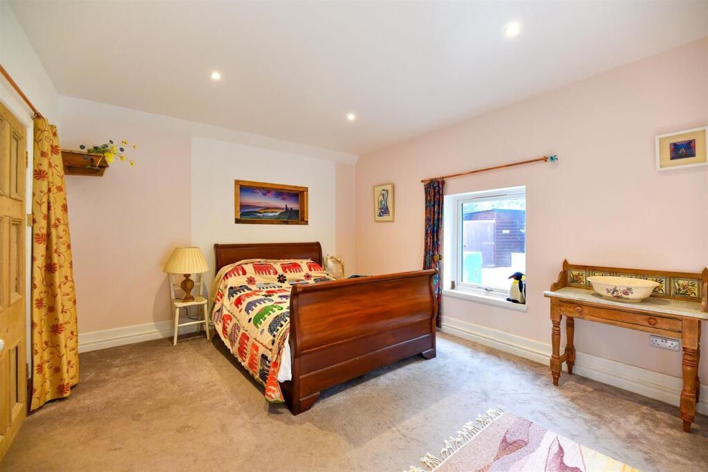 Bedroom-one.jpg