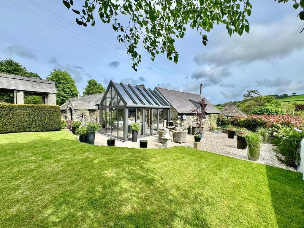 PHOTO-2025-05-18-18-17-01 (29).jpg