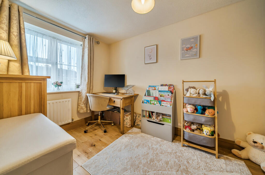 1388476-7-695d2f0...