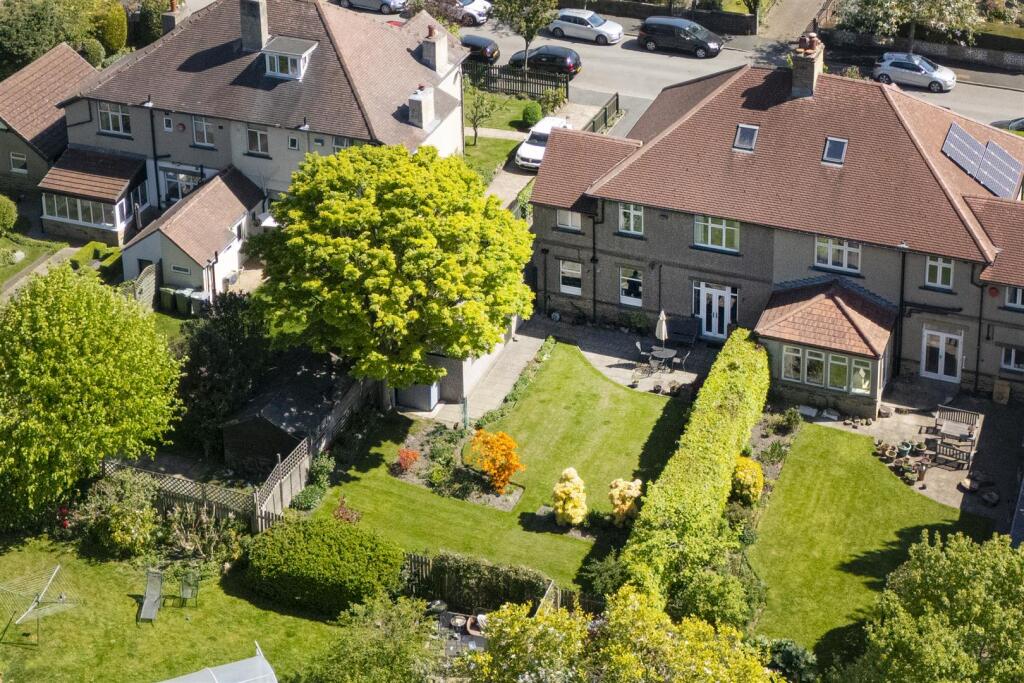 Bramleys Estate Agents - Le Marchant Avenue - Lind