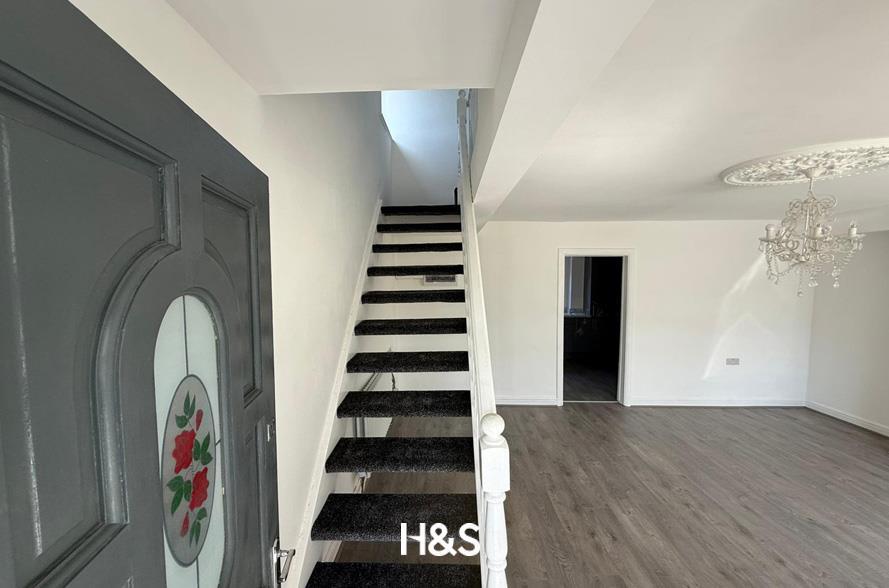 60 circular lounge.jpg