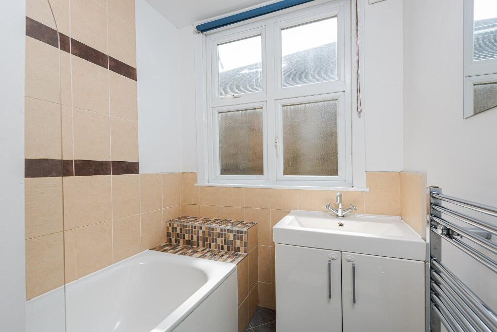 Nightingale Lane, London, SW12