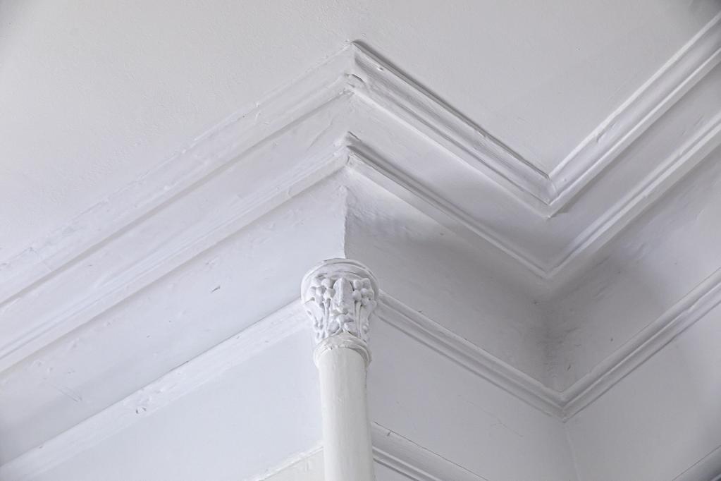 LIVING ROOM DETAIL 2