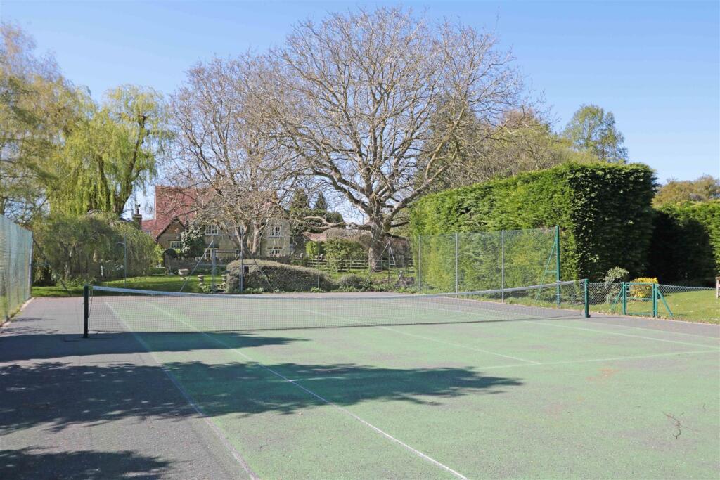 Tennis court.jpg