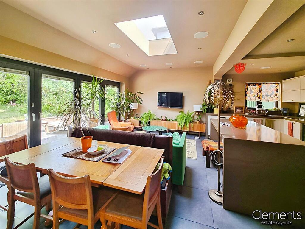 7e065a6a-PHOTO-2025-06-17-17-34-55 20 281 29.jpg