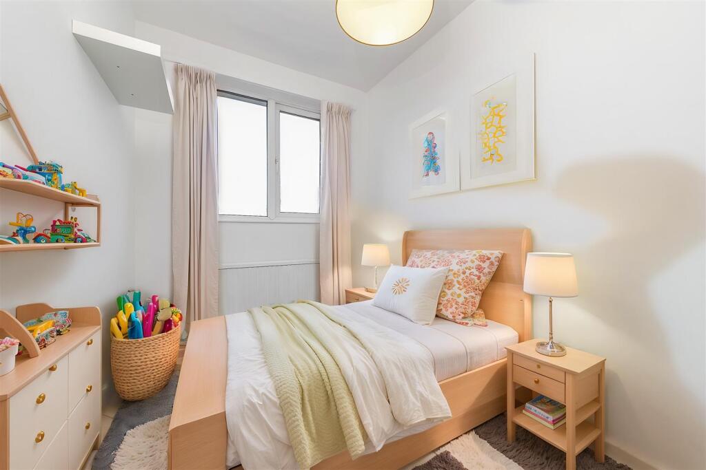 429HatfieldRoad-14 - Kids Room - Standard - 17.jpg
