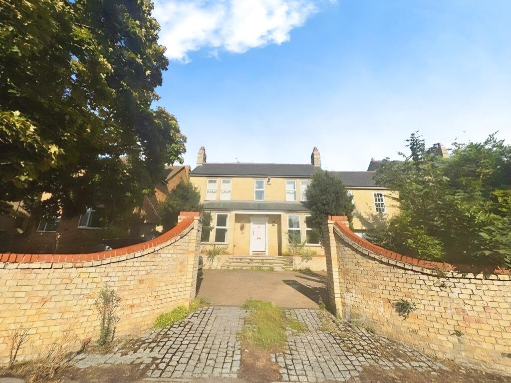 Front elevation (Mai