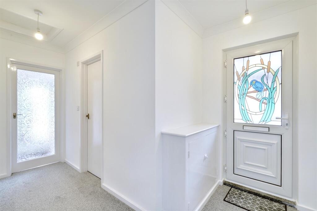 Hallway.jpeg