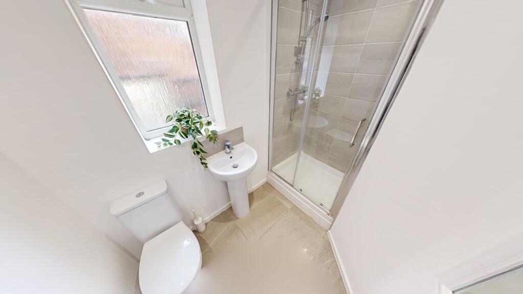 72 Bluecoat EnSuite2