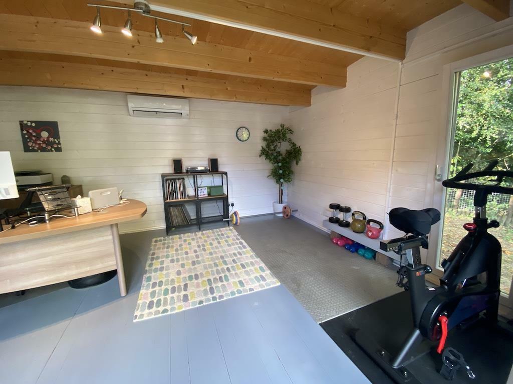 27 - Gym area with Air Con.jpg