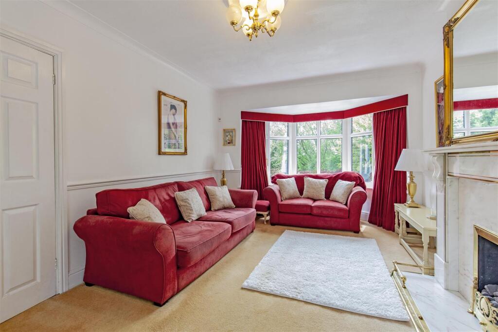 Reception Room-2.jpg