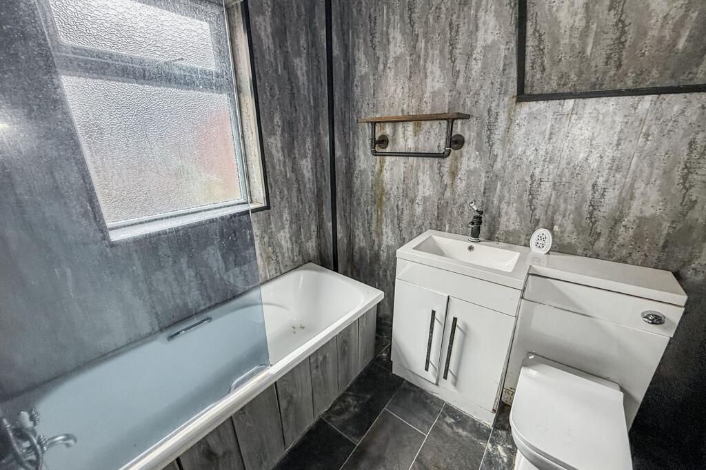 Ground Floor Flat, 39 Warwick Road, South Shields NE34 0SQ